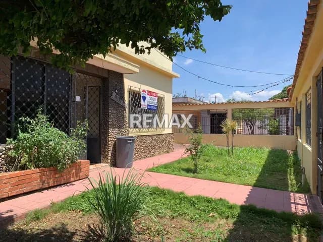 Casa en venta - $90k