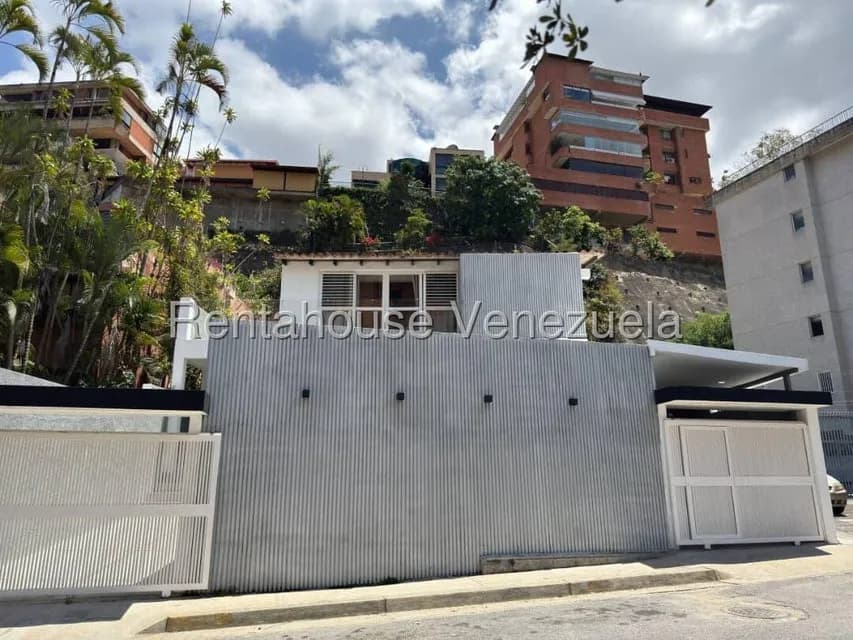 Casa en venta - $460k